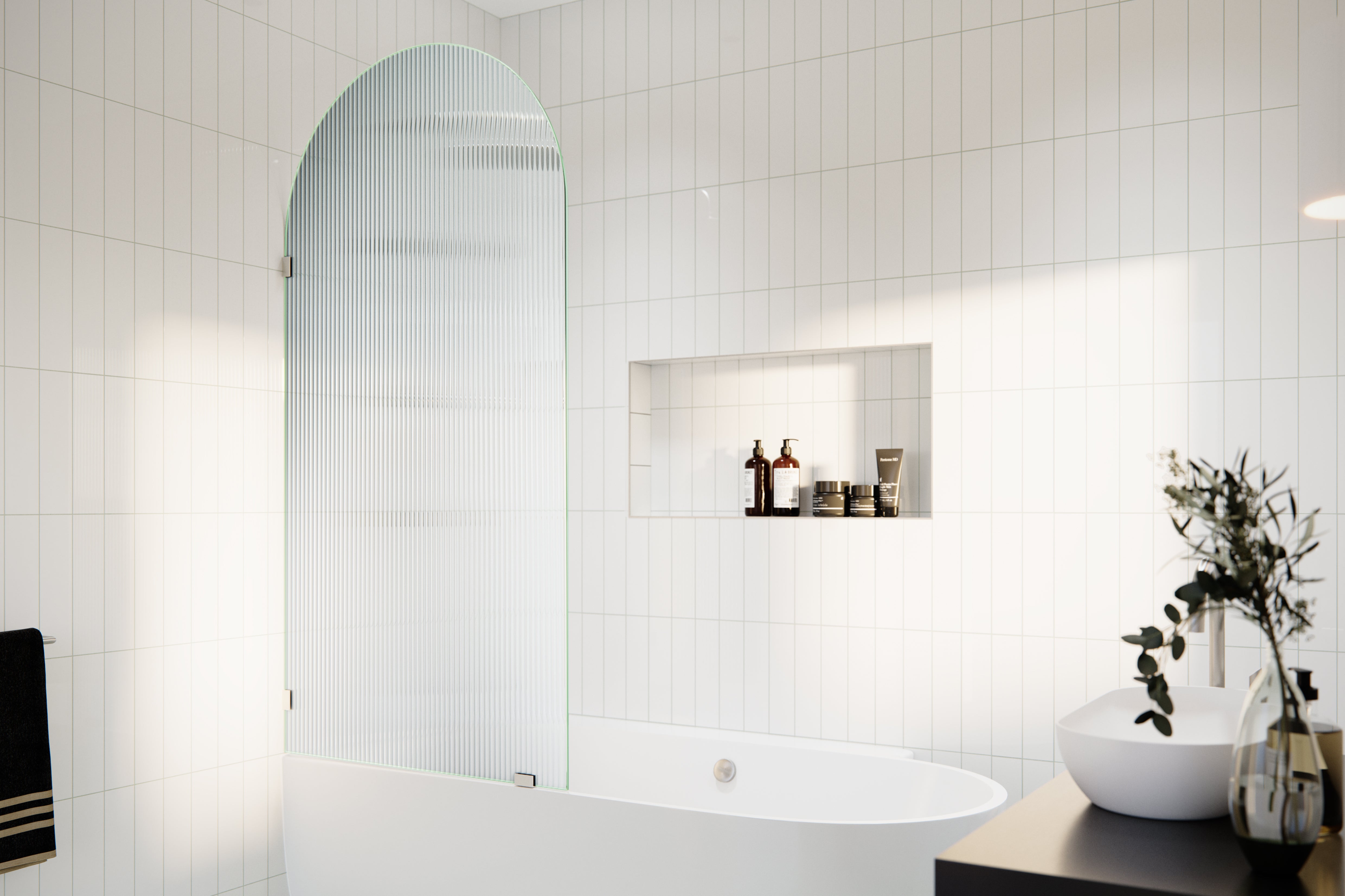 Bathtub Single Fixed Panel Arch Fluted